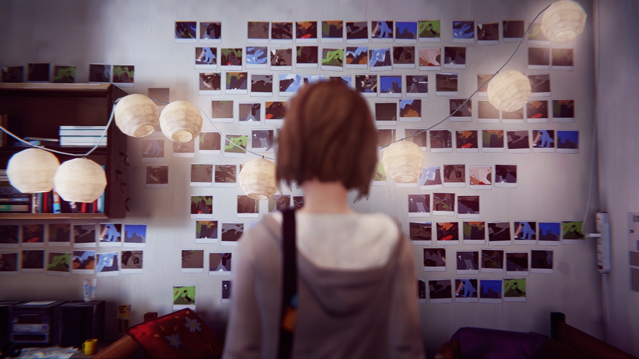 Life is Strange gameplay. Woman looking at photographs on a wall. 